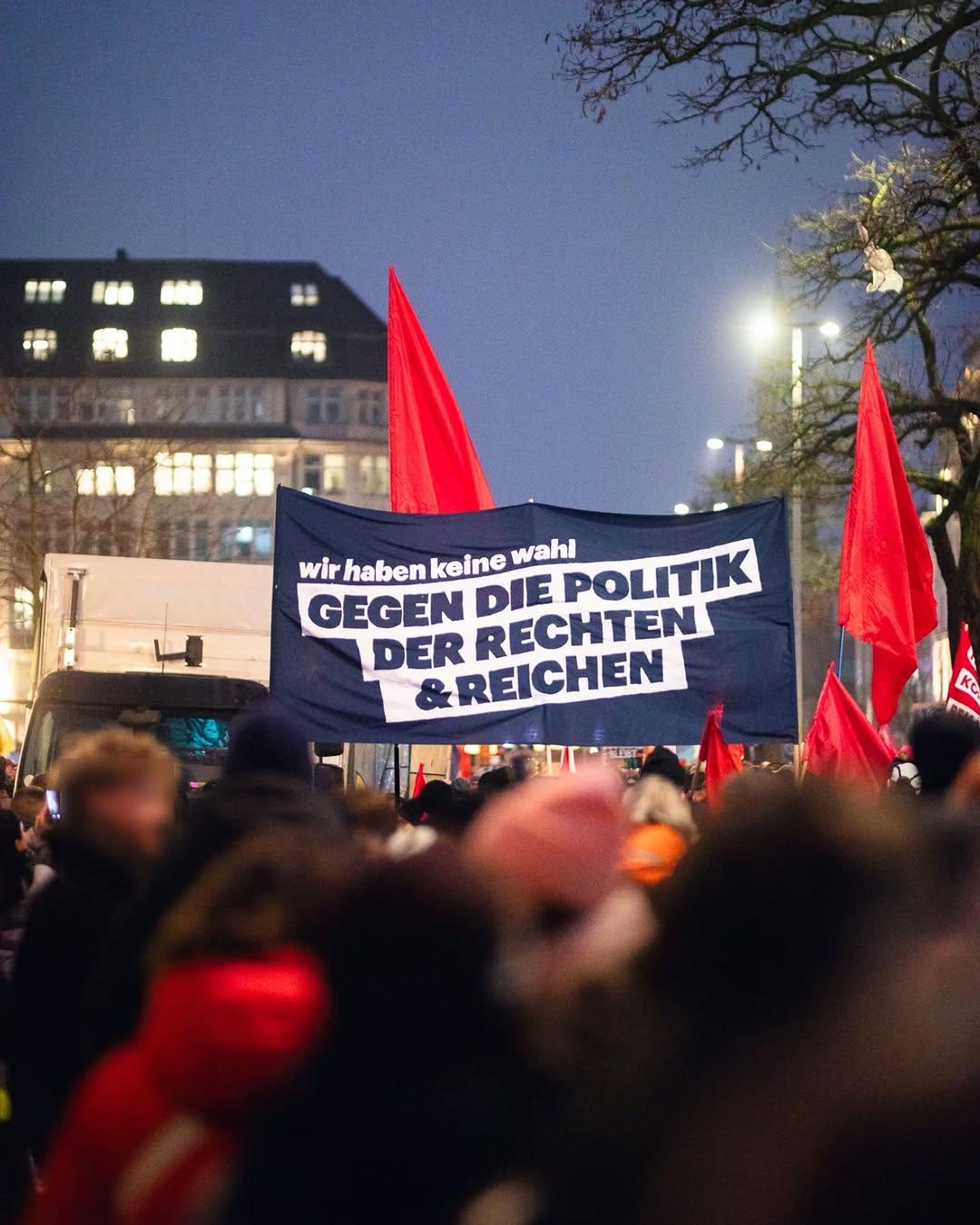 Nachbericht: Demonstration gegen den Auftritt von Alice Weidel im Rathaus